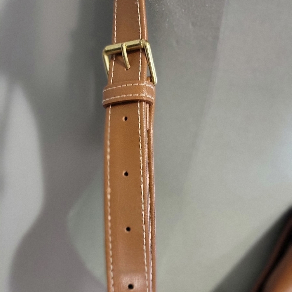 ❤️Liz Claiborne  Cross Body - Picture 11 of 13